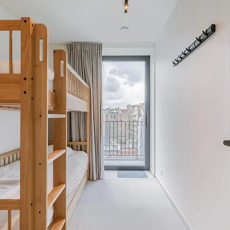 Apartment Huswell - Beachfront With Sea View
